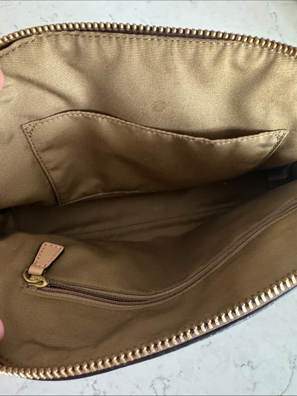Coach Brown Signature Dome Satchel with Tan Trim and Red Tag - Picture 8 of 9